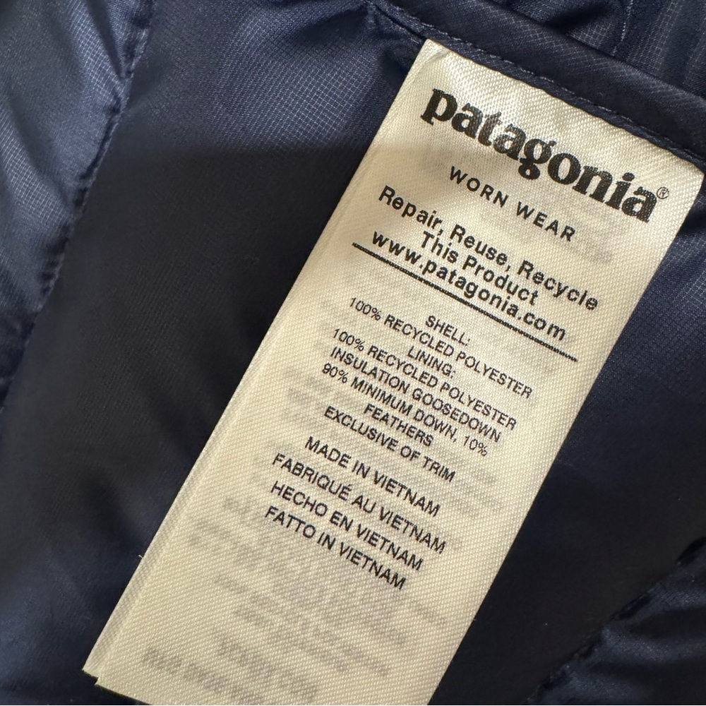 Patagonia  Down  Vest - Women's Size XS - Picture 9 of 11